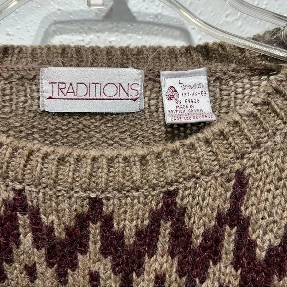 Traditions 90's wool knit Fair Isle sweater in a tan/beige color - Picture 8 of 9